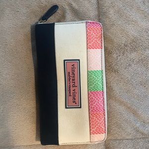 Vineyard Vines Wallet